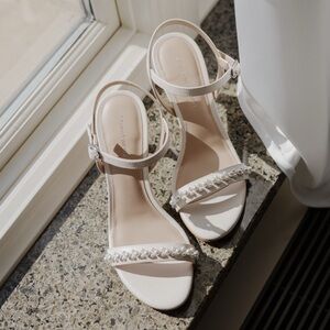 Stuart Weitzman - Dancer Sandal